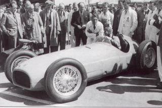 Raymond Mays taking one of the BRMs out for a demo at the 1950 GP of Europe.