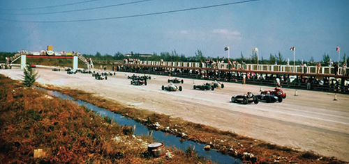 Looking at the grid from the back, 1961 Bahamas Speedweek