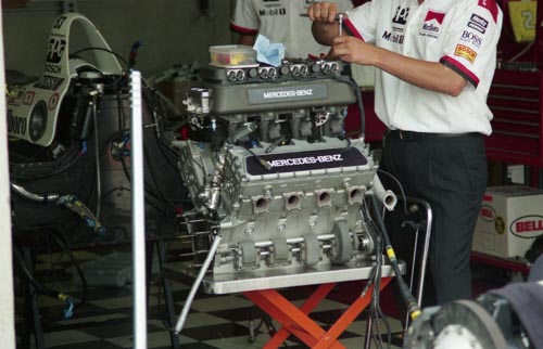 Mercedes-Benz 500I engine