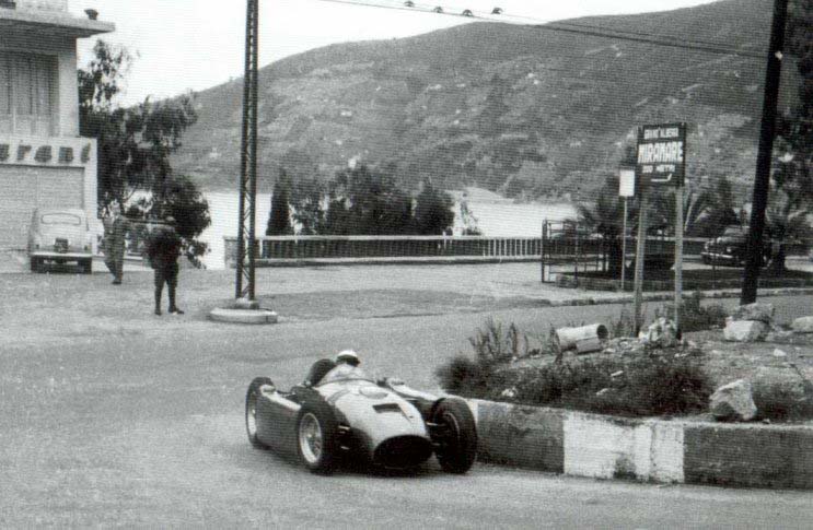 Eugenio Castellotti, Lancia D50, testing at Ospedaletti, San Remo, 1954